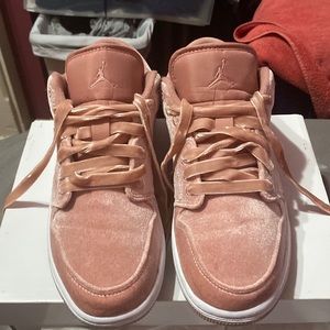 Women air Jordan 1 low